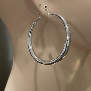 Chic 92.5 Sterling Silver Hoop Earrings   NWOT